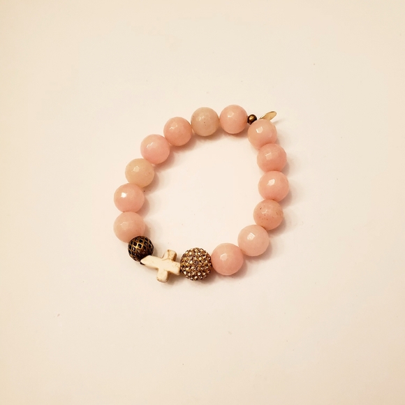 Gemelli Jewelry - Gemelli Pink Beaded Stone Bracelet, Faceted Stones, Cross, Stretch